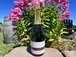 The bright citrus notes of the sparkling